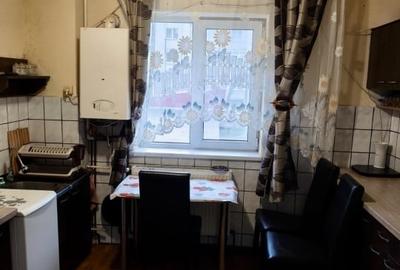 Apartament 2 camere bloc caramida etaj 1 - 1