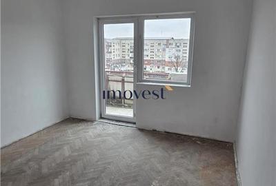 Apartament cu 3 camere decomandat în Micro 17 - 4