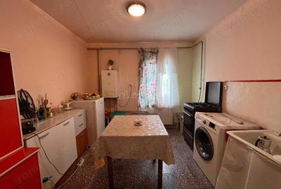 Apartament cu 3 camere decomandat în Central - 15