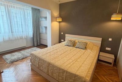 Apartament cu 3 camere decomandat în Central - 3