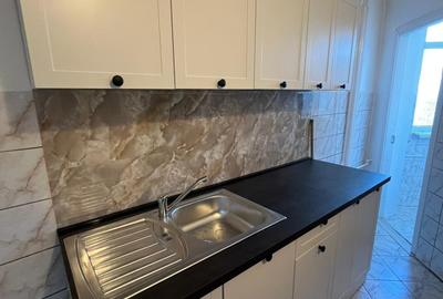 Garsoniera de Inchiriat  Zona Centrala - etaj 3/4 - 35 mp - 9