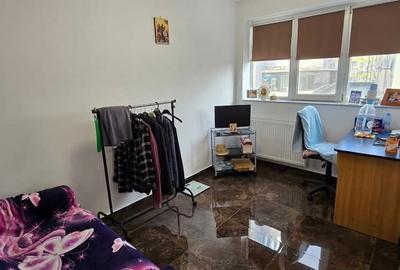 Apartament cu 3 camere semidecomandat în Central - 7