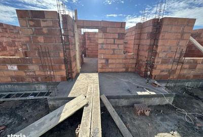 Casă cu 4 camere cu Teren 700 Mp în Central - 5