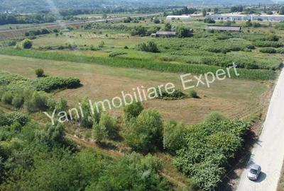 Teren de 8229 mp, în Băiculești - 2