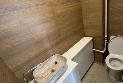 Spațiu comercial, de 104 mp, în Central - 5