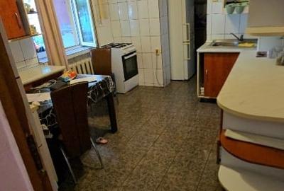 Apartament spațios 2 cam, CET, Proprietar - 8