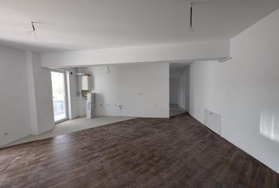 Apartament cu 3 camere semidecomandat în Florești - 3