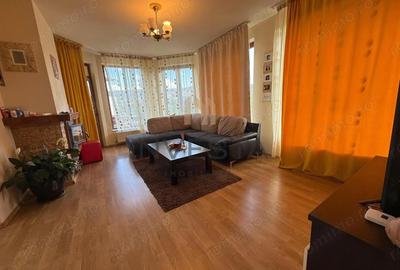 Casă cu 6 camere cu Canalizare în Borhanci