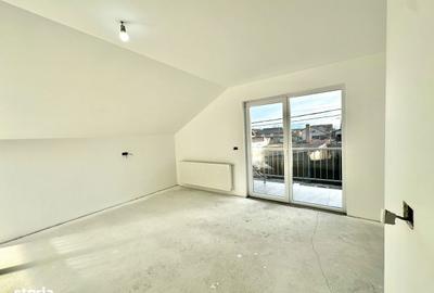 Casă cu 4 camere în Hălchiu - 3