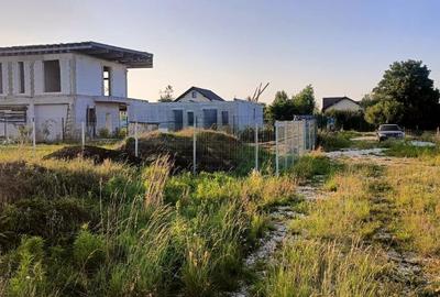 Teren Construcții intravilan de 1000 mp, în Stupini - 2