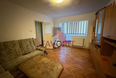 Apartament cu 3 camere, mobilat în Circumvalațiunii - 1