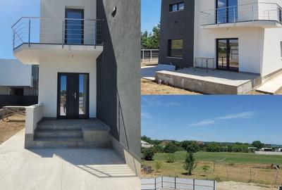 Casă cu 4 camere în Central - 4