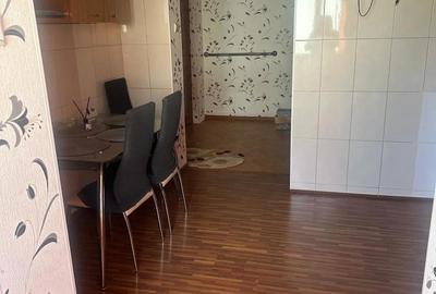 Apartament cu 3 camere decomandat în Central - 1