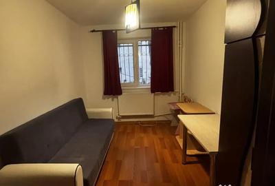 Apartament cu 3 camere semidecomandat în Casa de Cultură - 2