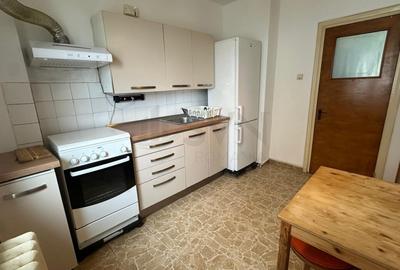 Apartament cu 3 camere semidecomandat în 1 Mai - 8