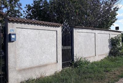 Casă cu Teren 1250 Mp în Brezoaele - 1