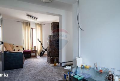 Casă cu 5 camere cu Teren 1063 Mp în Corbii Mari - 14