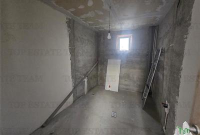 Vila 6 camere cu teren 500mp in Ciorogarla - 12