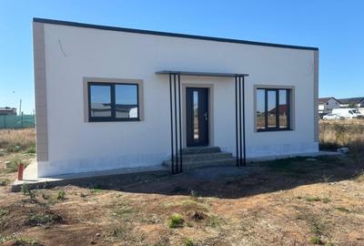 Casa pe parter Carcea , 325 mp teren - 2