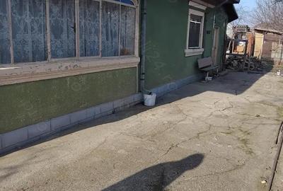 Casă cu 4 camere în Central - 2