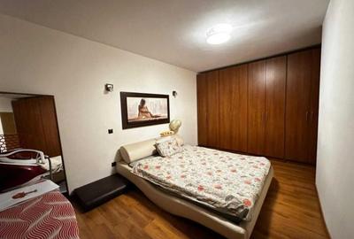 Apartament cu 3 camere decomandat în Tineretului - 1