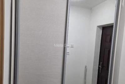 Garsonieră semidecomandată în Vitan