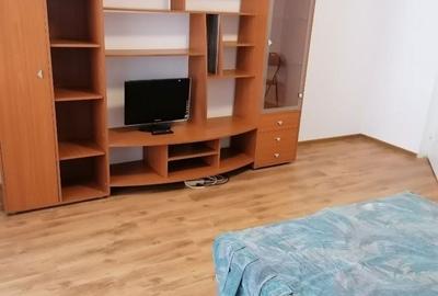 Garsonieră decomandată în Costin Georgian - 2