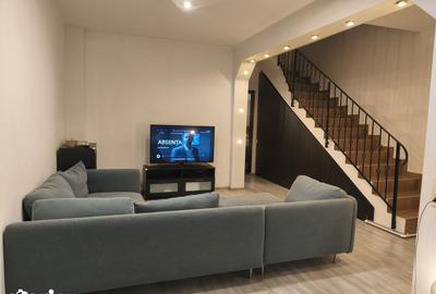 Casă cu 3 camere cu Teren 113 Mp în Central - 2