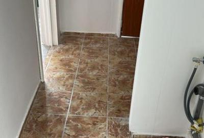 Aparatori Patriei, Apartament 3 camere, complet decomandat. Centrala p - 2