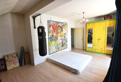 Casa / Vila P+1+M, zona Prelungirea, Ghencea, Maracineni - 14