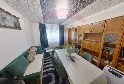 Apartament cu 3 camere decomandat, mobilat în Est - 8