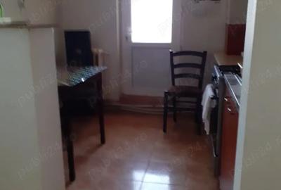 Apartament cu 2 camere decomandat în Bârlad - 8