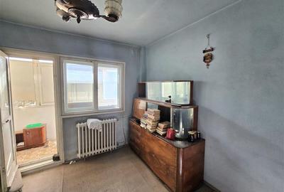 4 CAMERE 2 BAI DECOM ION MIHALACHE TURDA PARC REGINA MARIA ET 6/10 AN 1982 - 6