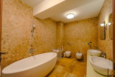 Mamaia 3 camere lux terasă cu  vedere frontala la lac parcare subterana - 23