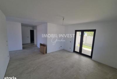 Casă cu 3 camere cu Teren 454 Mp în Cetate