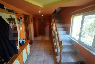 Casă cu 4 camere cu Teren 2000 Mp în Central - 7