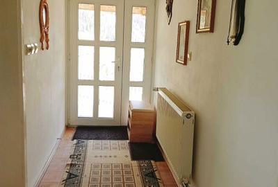Casă cu 4 camere în Drăgoiasa - 2
