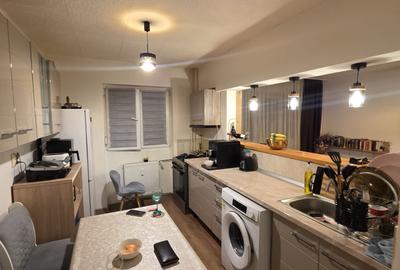 Apartament cu 2 camere decomandat, mobilat în Republicii - 4