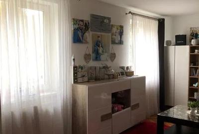 De vanzare apartament 3 camere conf. 1 decomandat pe str,Cugir la et 1 sup. 80mp - 5