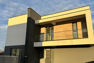 Casă cu 4 camere în Bariera Vâlcii - 3
