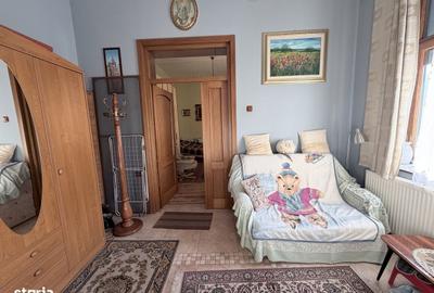 Casă cu 4 camere decomandat cu Teren 550 Mp în Cornișa - 10