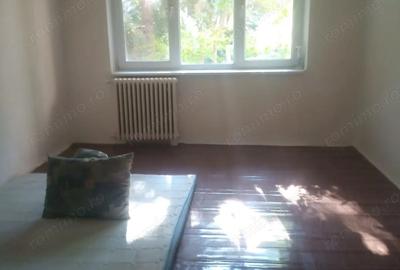 Apartament 3 camere 60,5 mp, Motru, jud Gorj, aleea Crinului, Bl C2, parter - 2