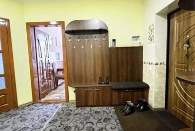 Apartament cu 2 camere decomandat în Drumul Sării - 9