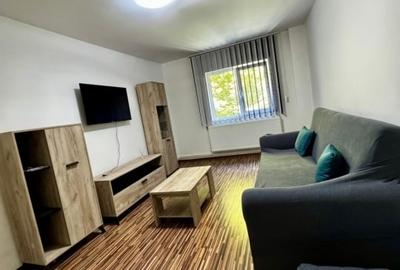Apartament cu 3 camere decomandat în Podul de Fier - 2