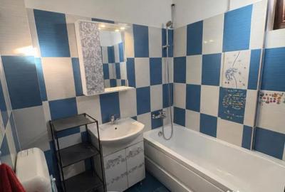 Apartament cu 3 camere decomandat în Central - 3