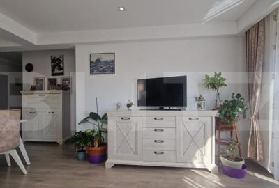 Apartament 4 camere zona Tractorul , luminat decomandat 17 m - 9
