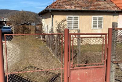 Casă cu 2 camere în Aghireșu - 1
