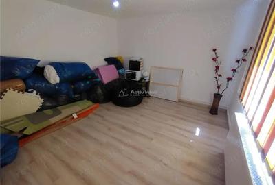 Oravita, Casa Rezidentiala, 7 Incaperi, 1151mp Teren, ZERO Comision Cumparator - 15