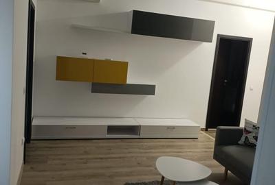 Apartament cu 2 camere semidecomandat în Nicolina