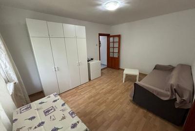 Apartament cu 2 camere decomandat în Central - 2